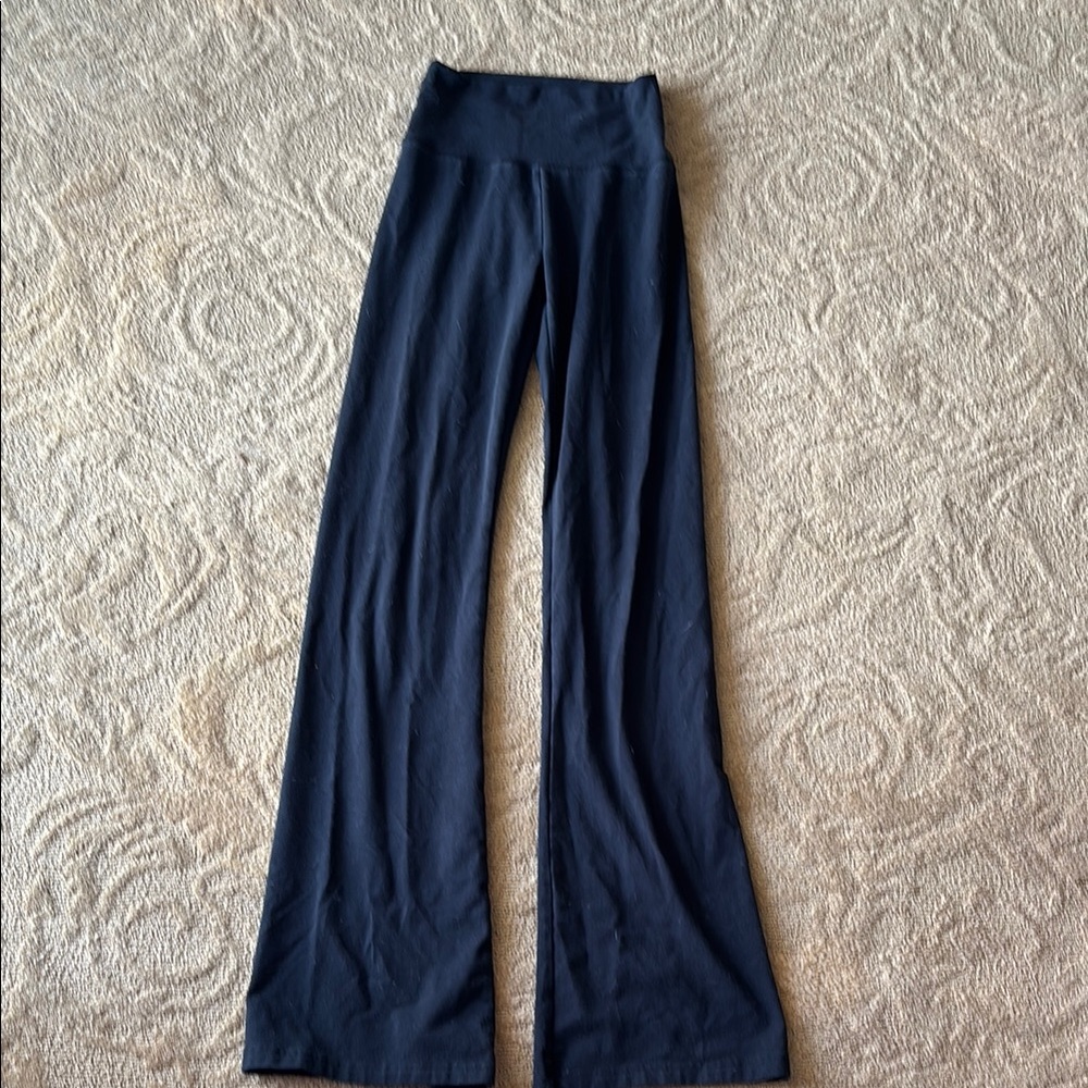 Offline by Aerie Black Boot Cut Flare Pants. XS/TP